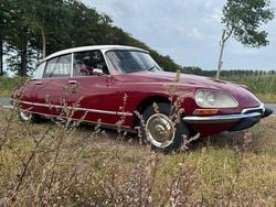 Rot Gebraucht 1969 Citroën DS Limousine | 24.500 €