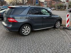 Grau Gebraucht 2012 Mercedes ML350 SUV | 18.000 € (Guter Preis)