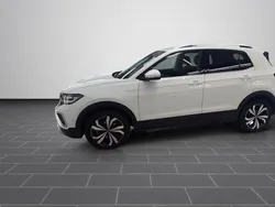 Pure white Gebraucht 2024 VW T-Cross Style SUV | 26.950 € (Fairer Preis)