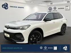 Oryxweiß perlmutteffekt Gebraucht 2025 VW Tiguan R-line SUV | 63.500 €