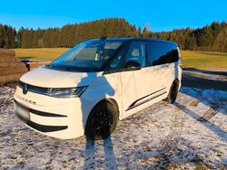 Weiß Gebraucht 2023 VW Multivan Edition Van | 49.700 € (Teuer)