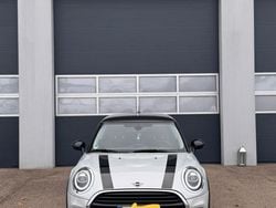 Grau Gebraucht 2019 Mini Cooper Kleinwagen | 15.990 € (Guter Preis)
