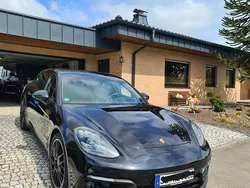 Schwarz Gebraucht 2023 Porsche Panamera 4 Platinum Edition Limousine | 93.900 € (Fairer Preis)