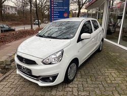 Weiß Gebraucht 2015 Mitsubishi Space Star Diamant Edition Kleinwagen | 5.700 € (Guter Preis)