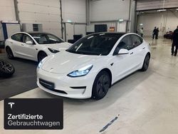 Weiß Gebraucht 2021 Tesla Model 3 RWD Limousine | 26.000 € (Fairer Preis)