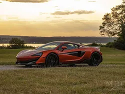 Orange (volcano orange) Gebraucht 2019 McLaren 600LT Coupé | 259.900 €