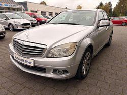 Silber Gebraucht 2007 Mercedes C200 Limousine | 3.990 € (Guter Preis)
