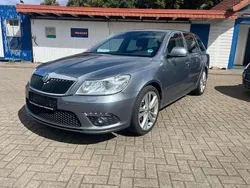 Grau Gebraucht 2012 Skoda Octavia vRS Kombi | 6.250 € (Fairer Preis)