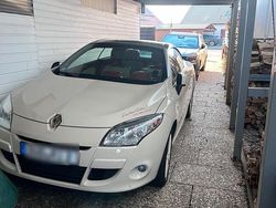 Weiß Gebraucht 2011 Renault Mégane Cabriolet Cabrio | 9.999 € (Teuer)