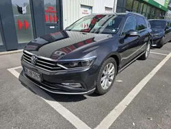 Grau Gebraucht 2021 VW Passat Elegance Kombi | 25.999 € (Fairer Preis)