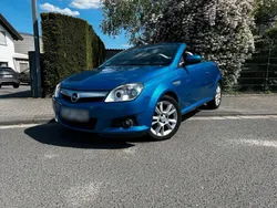 Blau Gebraucht 2005 Opel Tigra Cabrio | 2.222 € (Fairer Preis)