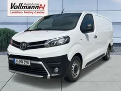 Weiß Gebraucht 2023 Toyota Proace Van | 23.950 €
