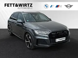 Grau Gebraucht 2024 Audi Q7 S-Line SUV | 74.390 € (Guter Preis)