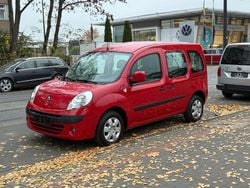 Rot Gebraucht 2011 Renault Kangoo Happy Family Van / Kleinbus | 3.900 € (Fairer Preis)