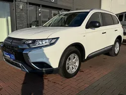 Weiß Gebraucht 2019 Mitsubishi Outlander Diamant Edition SUV | 18.800 € (Guter Preis)