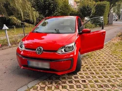 Rot Gebraucht 2017 VW up! Kleinwagen | 7.900 € (Guter Preis)