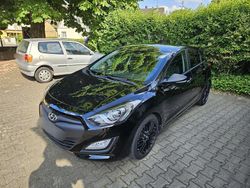 Schwarz Gebraucht 2014 Hyundai i30 Edition Limousine | 8.500 € (Fairer Preis)