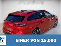 Rot metallic Gebraucht 2024 Peugeot 308 GT Kombi | 23.610 € (Superpreis)