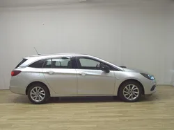 Argon silber metallic Gebraucht 2021 Opel Astra Elegance Kombi | 11.980 € (Guter Preis)