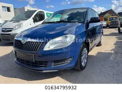 Blau Gebraucht 2011 Skoda Fabia Cool Edition Kleinwagen | 2.550 € (Fairer Preis)