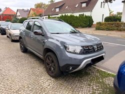Grau Gebraucht 2022 Dacia Duster Extreme SUV | 17.500 € (Fairer Preis)