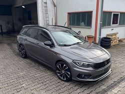 Grau Gebraucht 2019 Fiat Tipo S Limousine | 15.500 € (Teuer)