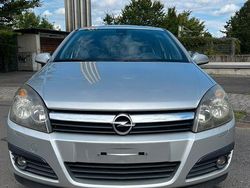 Silber Gebraucht 2006 Opel Astra Sport Limousine | 1.999 € (Fairer Preis)
