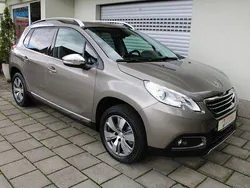 Grau Gebraucht 2016 Peugeot 2008 Allure SUV | 7.950 € (Guter Preis)