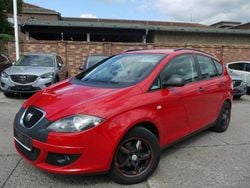 Rot Gebraucht 2007 Seat Altea XL Van / Kleinbus | 2.499 € (Guter Preis)