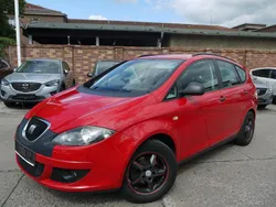 Rot Gebraucht 2007 Seat Altea XL Van / Kleinbus | 2.999 € (Fairer Preis)