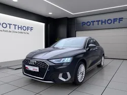Mythosschwarz metallic Gebraucht 2024 Audi A3 Advanced Plus Limousine | 29.450 € (Superpreis)