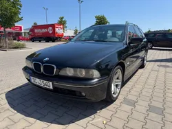 Schwarz Gebraucht 2002 BMW 530 Basis Kombi | 3.500 €