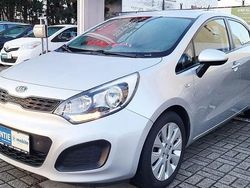 Silber Gebraucht 2011 Kia Rio Edition 7 Kombi | 3.990 € (Guter Preis)