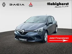 Grau Gebraucht 2021 Renault Clio V Zen Limousine | 12.500 € (Fairer Preis)