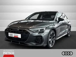 Daytonagrau perleffekt Neu 2024 Audi S3 Performance Limousine | 62.790 € (Etwas zu teuer)