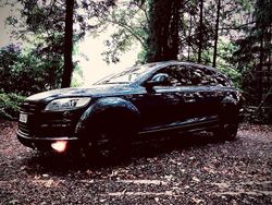 Grau Gebraucht 2006 Audi Q7 S-Line SUV | 6.500 € (Teuer)