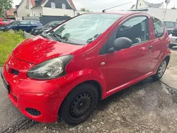 Rot Gebraucht 2009 Toyota Aygo Basis Kleinwagen | 2.250 € (Fairer Preis)