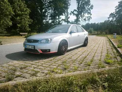 Silber Gebraucht 2005 Ford Mondeo ST Limousine | 4.699 € (Teuer)