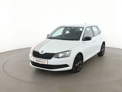 Weiß Gebraucht 2017 Skoda Fabia Limousine | 10.200 € (Fairer Preis)