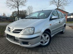 Silber Gebraucht 2006 Nissan Almera Tino Acenta Van / Kleinbus | 2.490 € (Teuer)
