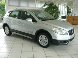 Silber Gebraucht 2014 Suzuki SX4 S-Cross SUV | 9.940 € (Fairer Preis)