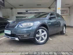 Grau Gebraucht 2015 Skoda Octavia Scout 4x4 Kombi | 13.990 € (Etwas zu teuer)