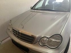 Silber Gebraucht 2001 Mercedes C180 Limousine | 1.400 € (Superpreis)