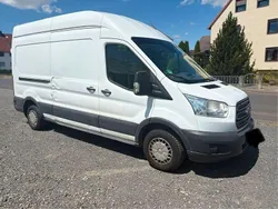 Weiß Gebraucht 2015 Ford Transit Trend Van / Kleinbus | 5.999 €