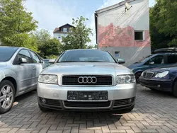 Silber Gebraucht 2001 Audi A4 Limousine | 1.400 € (Guter Preis)