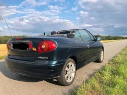 Grün Gebraucht 2002 Renault Mégane Cabriolet Cabrio | 750 € (Fairer Preis)