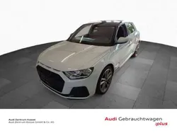 Gletscherweiß metallic Gebraucht 2020 Audi A1 Kleinwagen | 19.990 € (Guter Preis)
