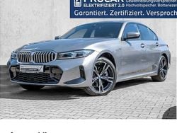 Grau Gebraucht 2024 BMW 330e M Sport Limousine | 42.880 € (Superpreis)