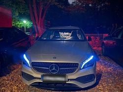 Grau Gebraucht 2017 Mercedes CLA200 AMG line Limousine | 15.999 € (Superpreis)