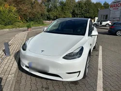 Weiß Gebraucht 2023 Tesla Model Y Long Range AWD SUV | 33.500 € (Fairer Preis)